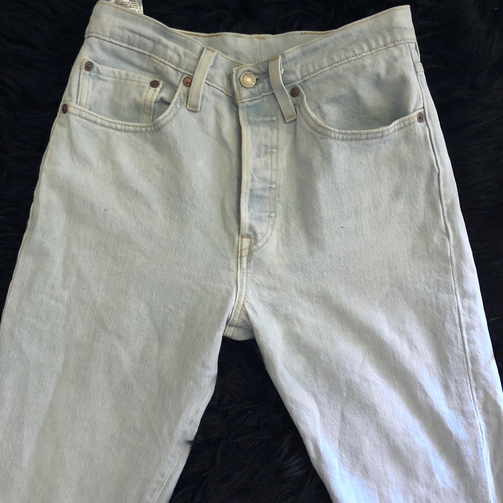 Levi’s Wedgie